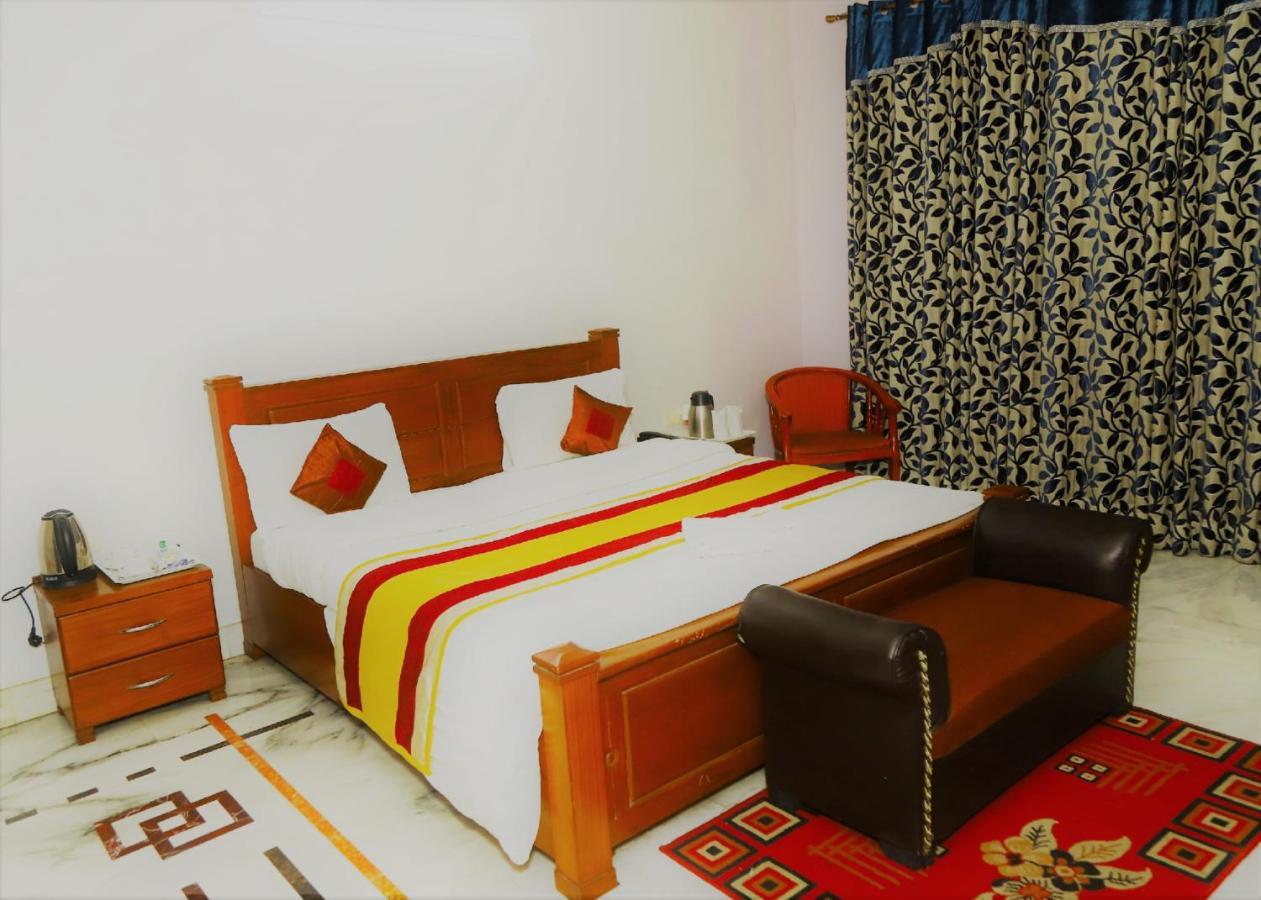 Angel Nri B&B Greater Noida Ngoại thất bức ảnh