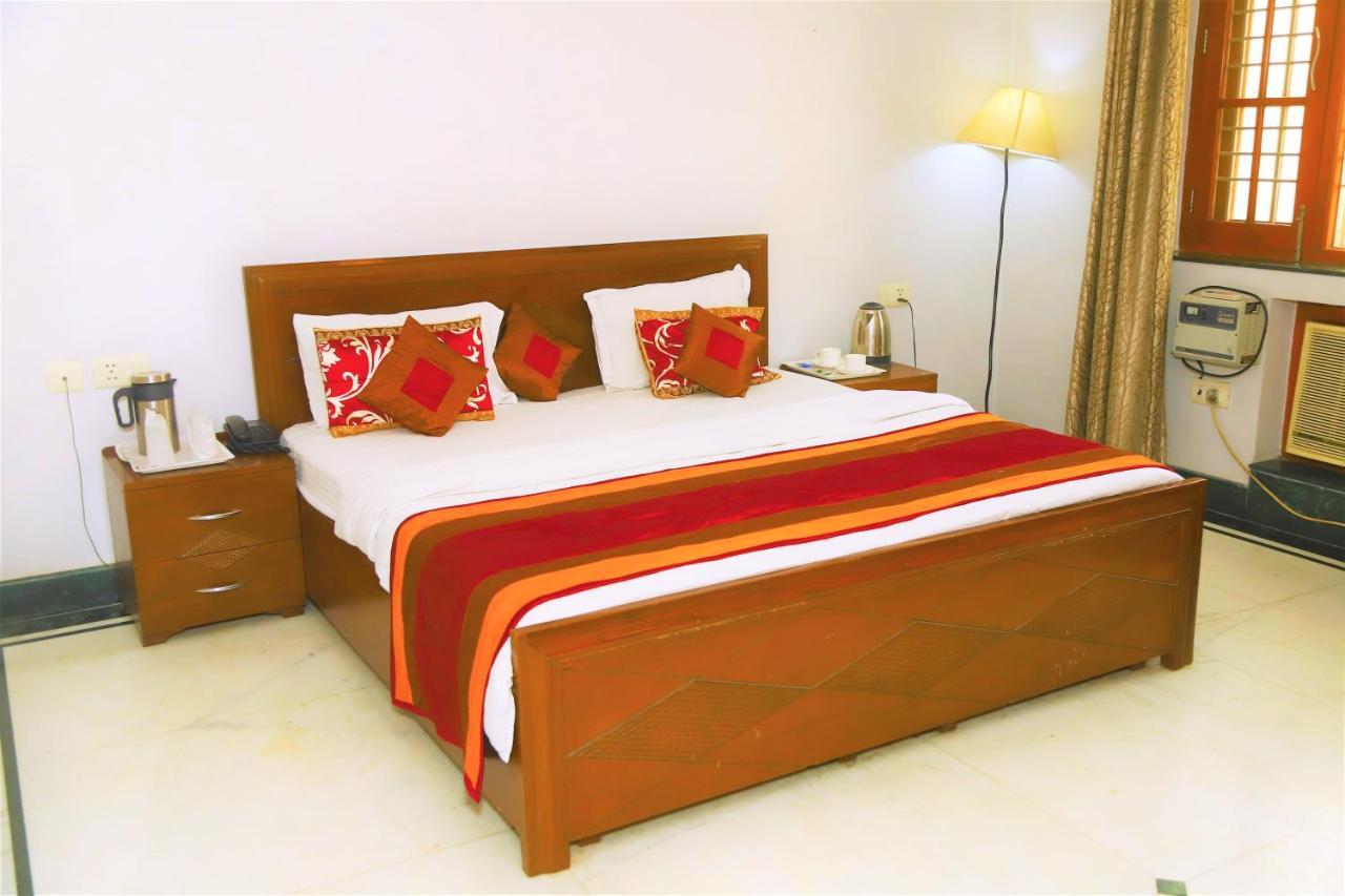 Angel Nri B&B Greater Noida Ngoại thất bức ảnh