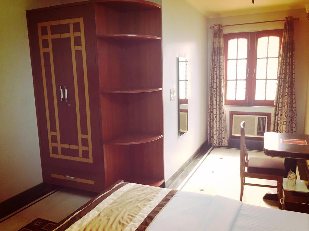 Angel Nri B&B Greater Noida Ngoại thất bức ảnh