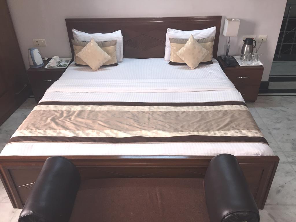 Angel Nri B&B Greater Noida Ngoại thất bức ảnh